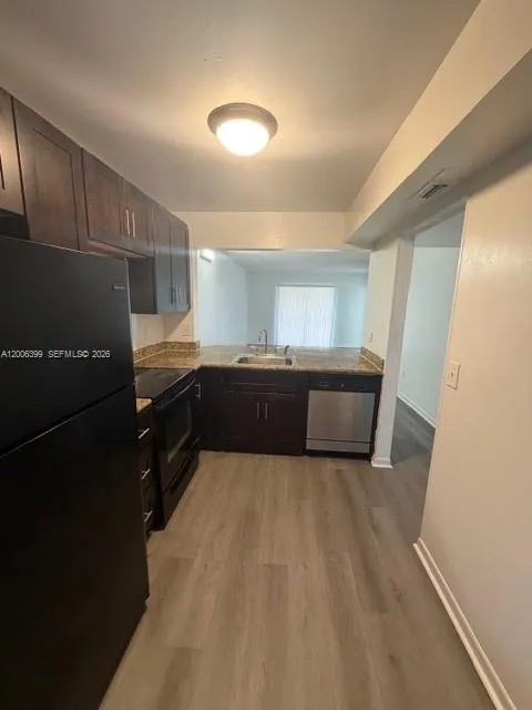 20800 NE 8th Ct # 17, Miami FL 33179