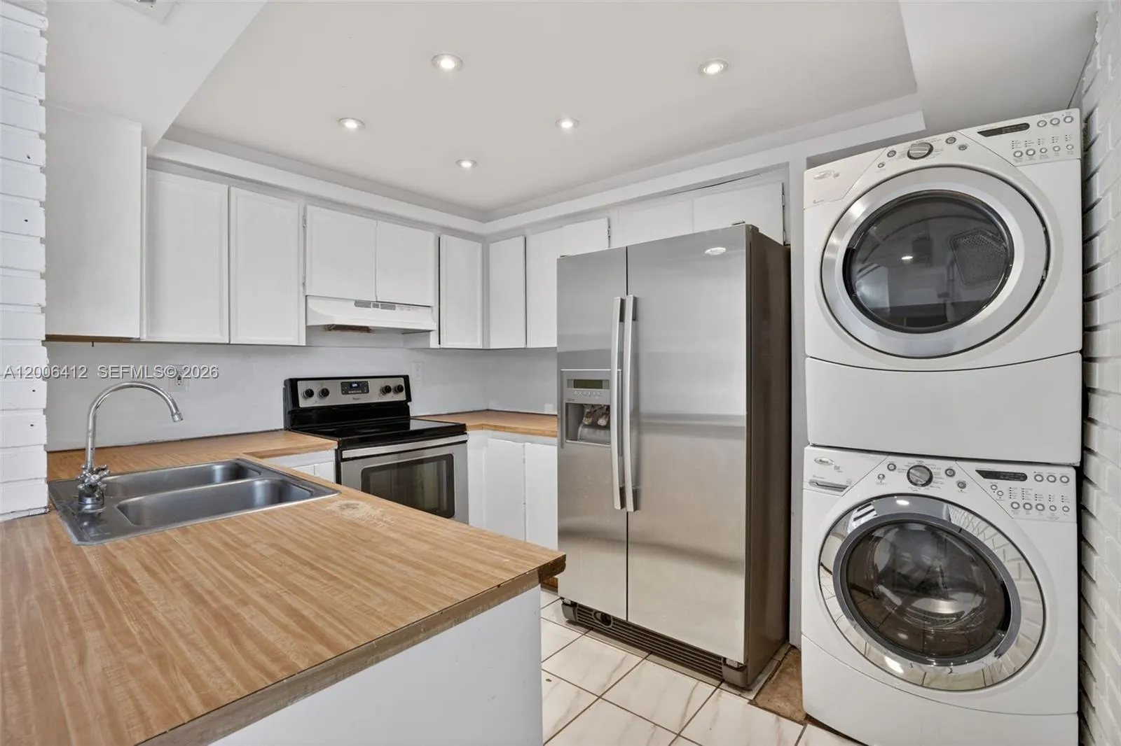 10302 NW 9th St Cir # 204, Miami FL 33172