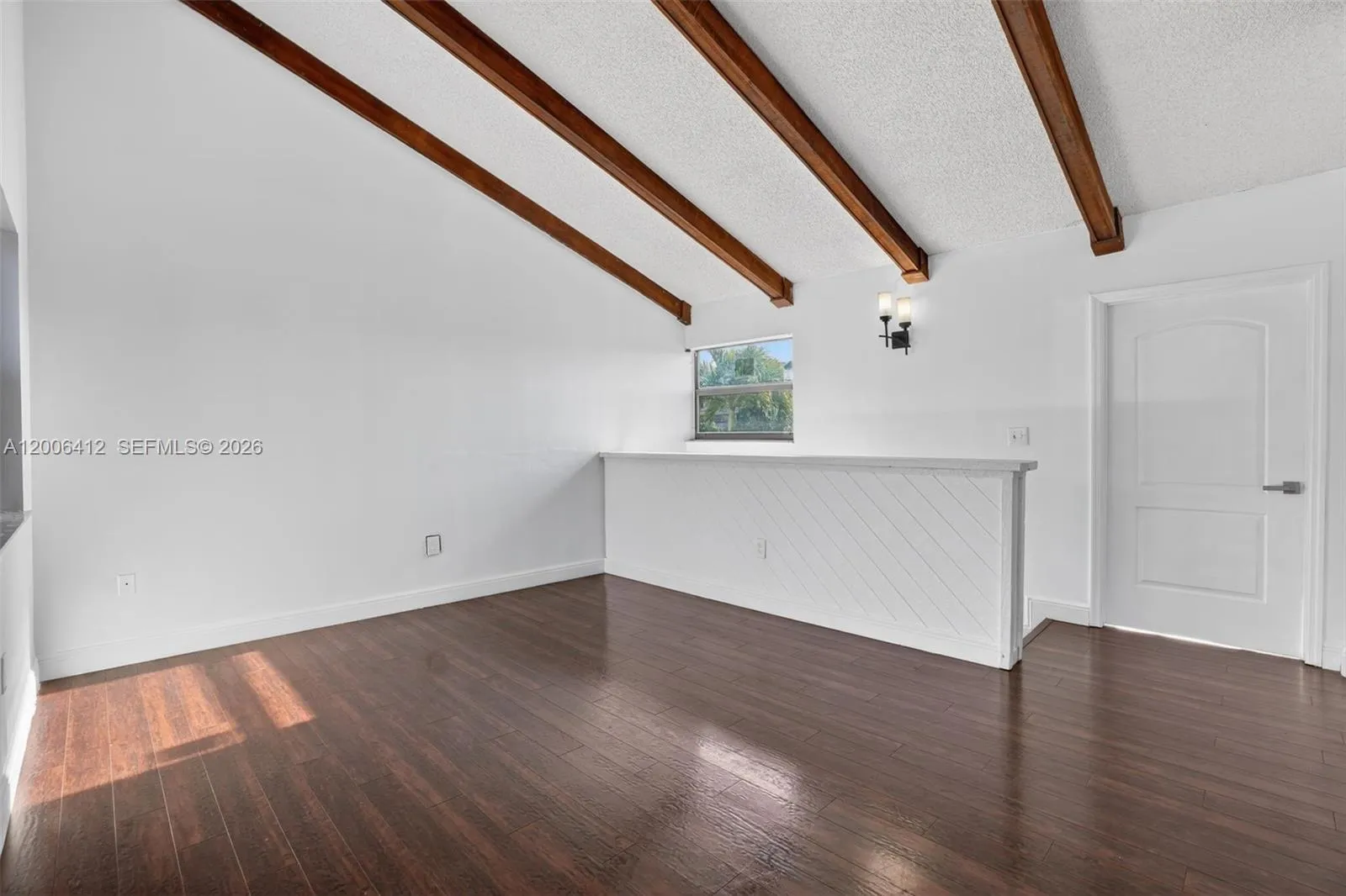 10302 NW 9th St Cir # 204, Miami FL 33172