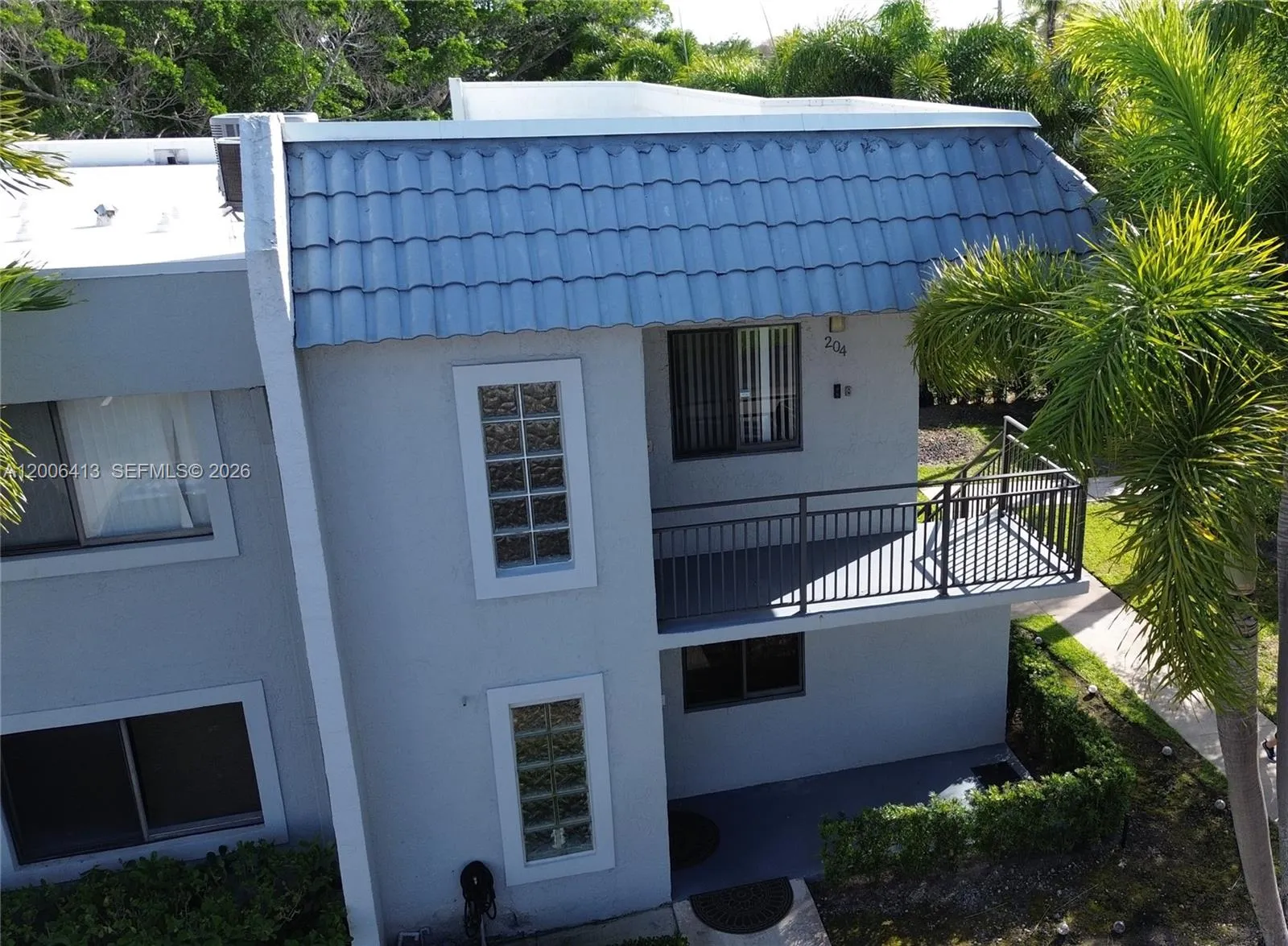 16501 Blatt Blvd # 204, Weston FL 33326