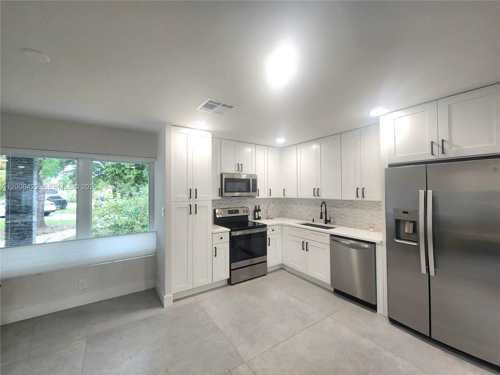 141 NE 30th St, Wilton Manors FL 33334