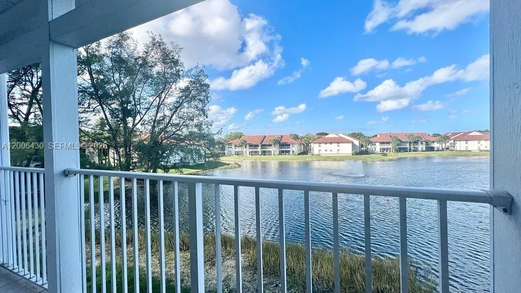 258 Cypress Point Dr # 258, Palm Beach Gardens FL 33418