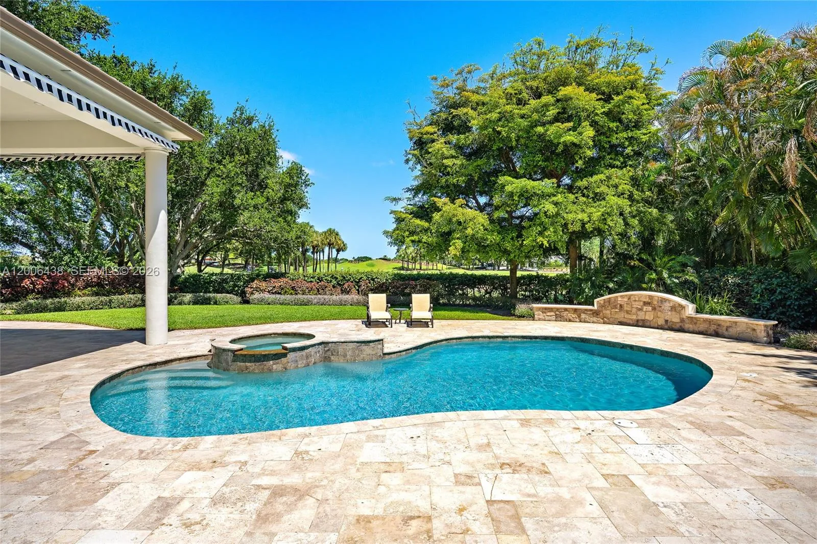 106 Commodore Dr, Jupiter FL 33477