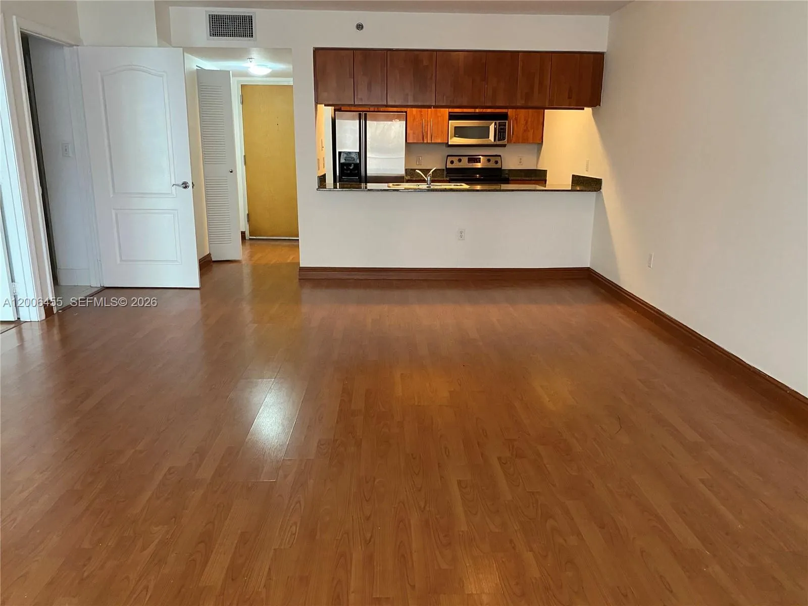 1200 Brickell Bay Dr # 1914, Miami FL 33131