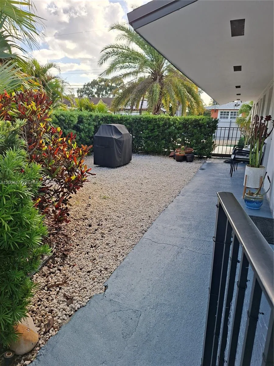 1814 SW 97th Terrace # A, Miramar FL 33025