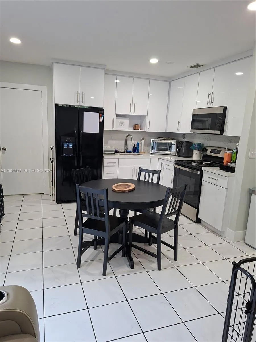 1814 SW 97th Terrace # A, Miramar FL 33025