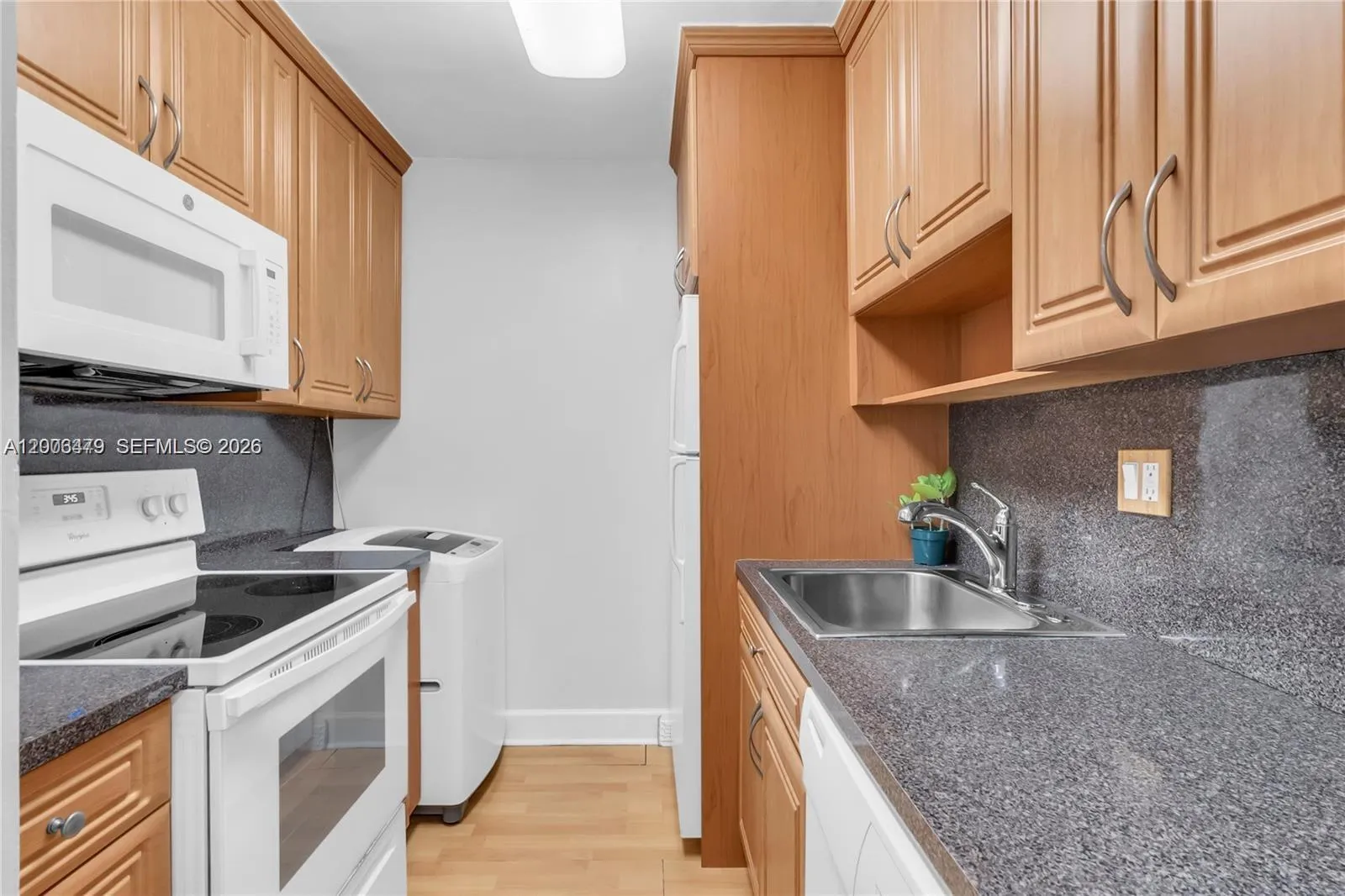 5055 NW 7th St # 504, Miami FL 33126