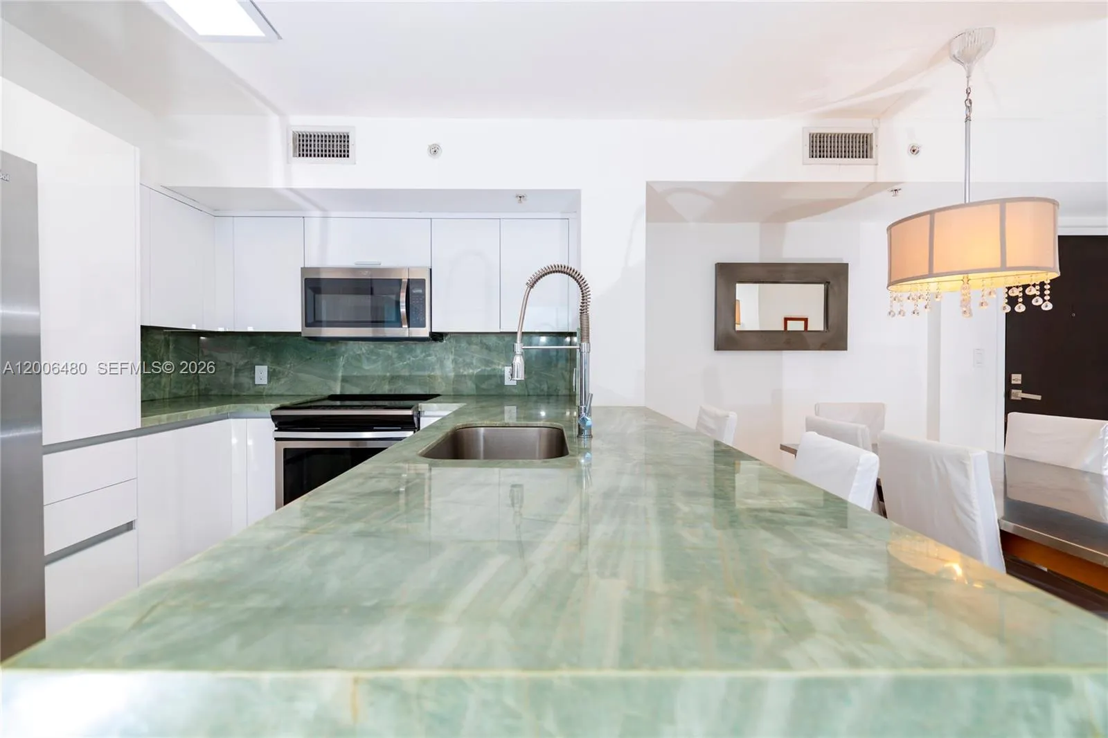 90 Alton Rd # 2304, Miami Beach FL 33139