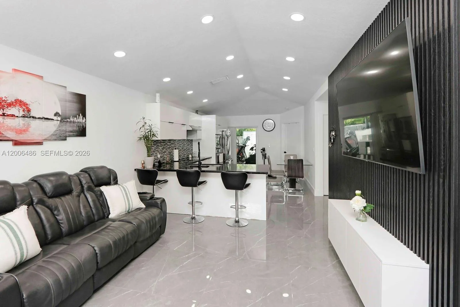 990 SW 9th Ct, Florida City FL 33034