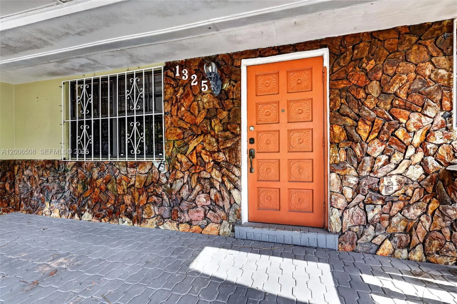 1325 NW 118th St, Miami FL 33167