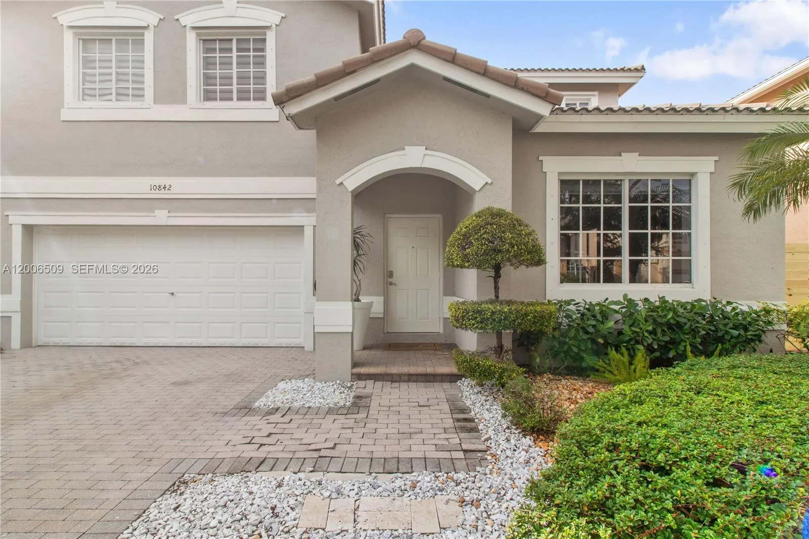 10842 NW 53rd Ln, Doral FL 33178