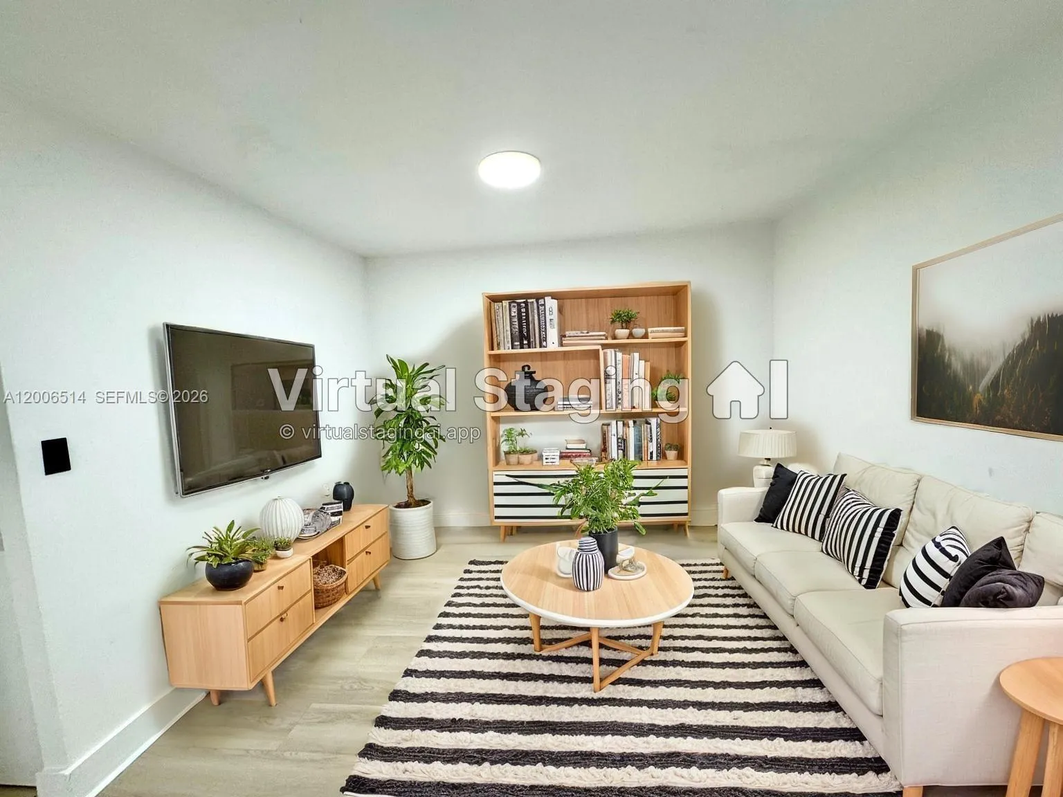 12215 W Dixie Hwy # 304, North Miami FL 33161