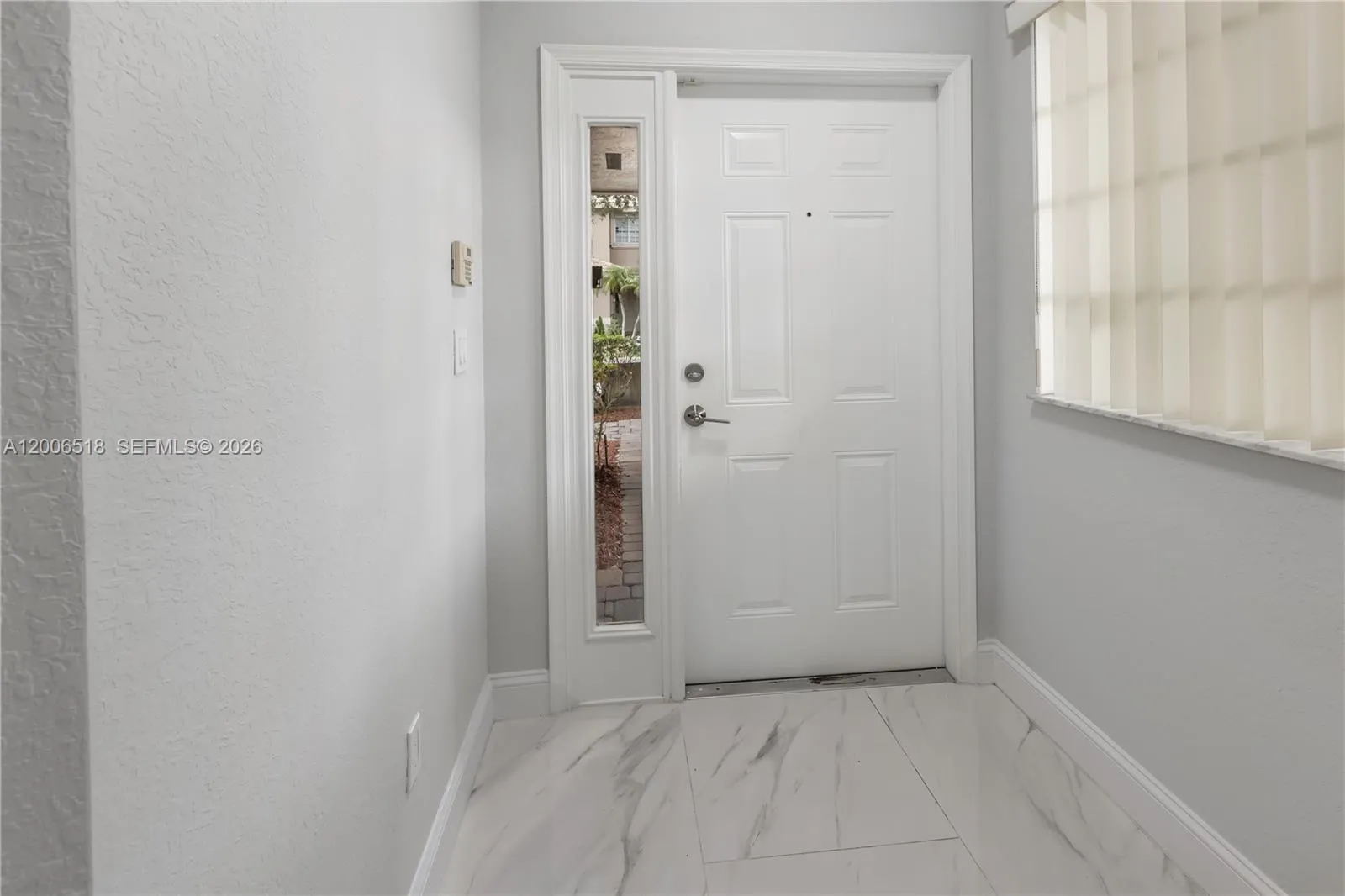 2707 NW 80th Ave, Sunrise FL 33322