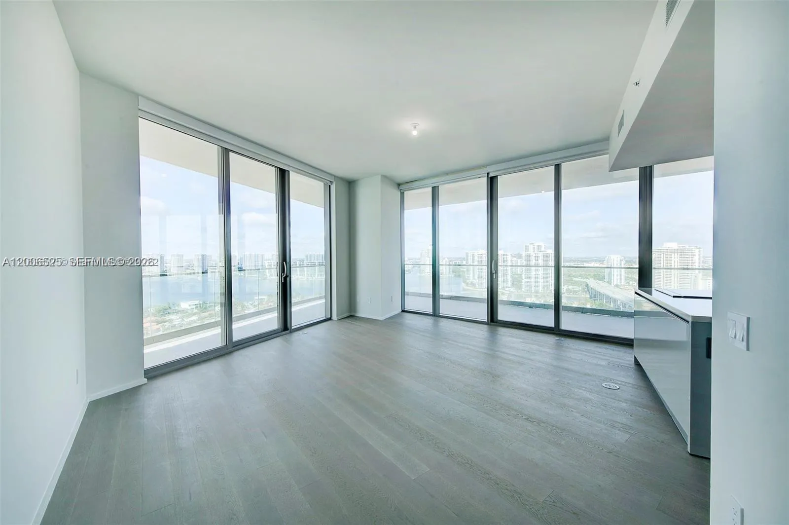 18975 Collins Ave # 2205, Sunny Isles Beach FL 33160