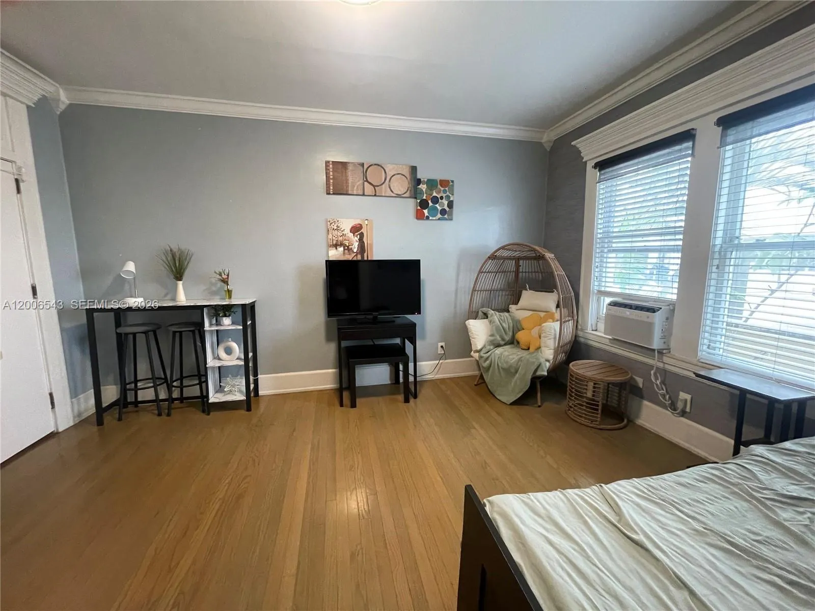 124 Mendoza Ave # 2A, Coral Gables FL 33134