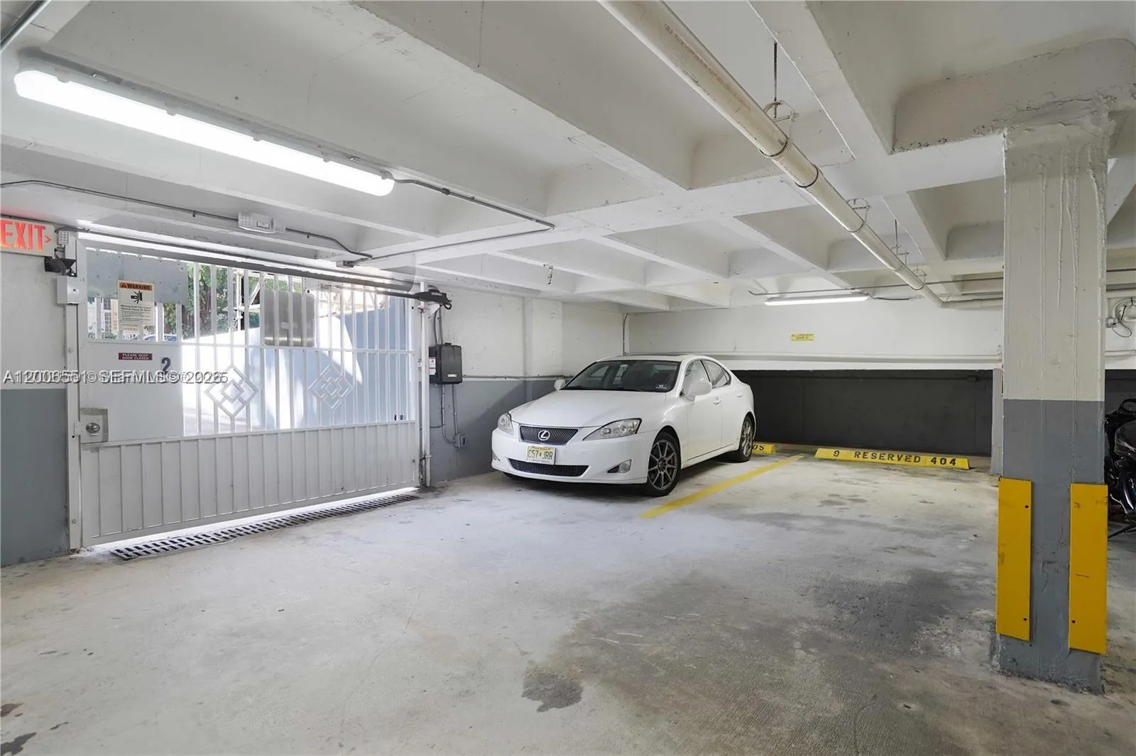 245 18th St # 305, Miami Beach FL 33139