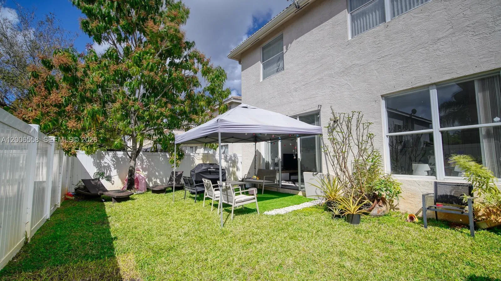 16388 SW 28th St, Miramar FL 33027