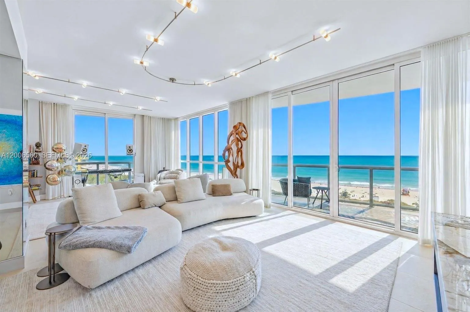 50 S Pointe Dr, Miami Beach FL 33139