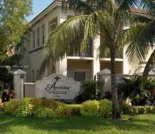 2439 Centergate Dr # 205, Miramar FL 33025