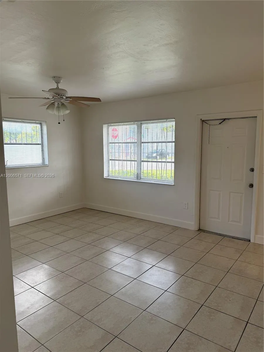 2910 NW 92nd St # 2944, Miami FL 33147