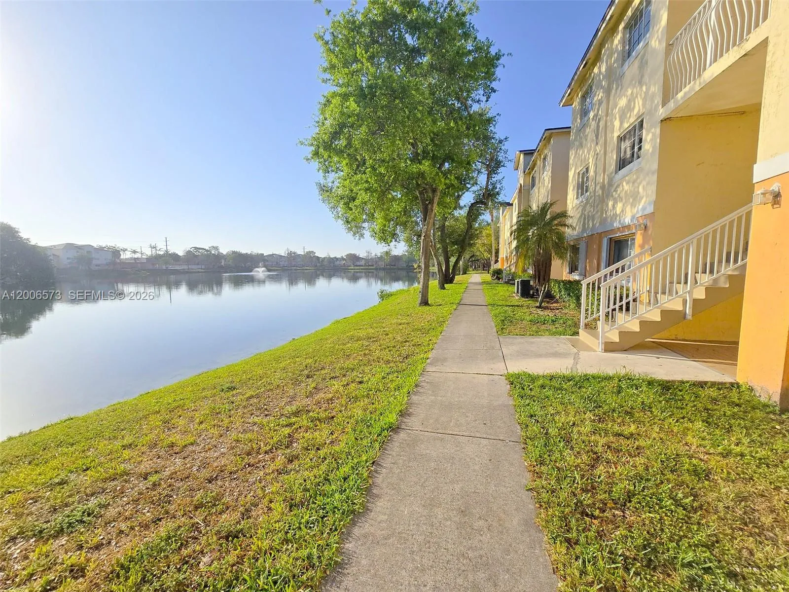 3690 N 56th Ave # 912, Hollywood FL 33021