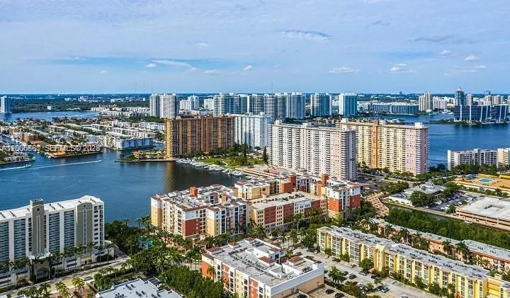 17150 N Bay Rd # 2602, Sunny Isles Beach FL 33160