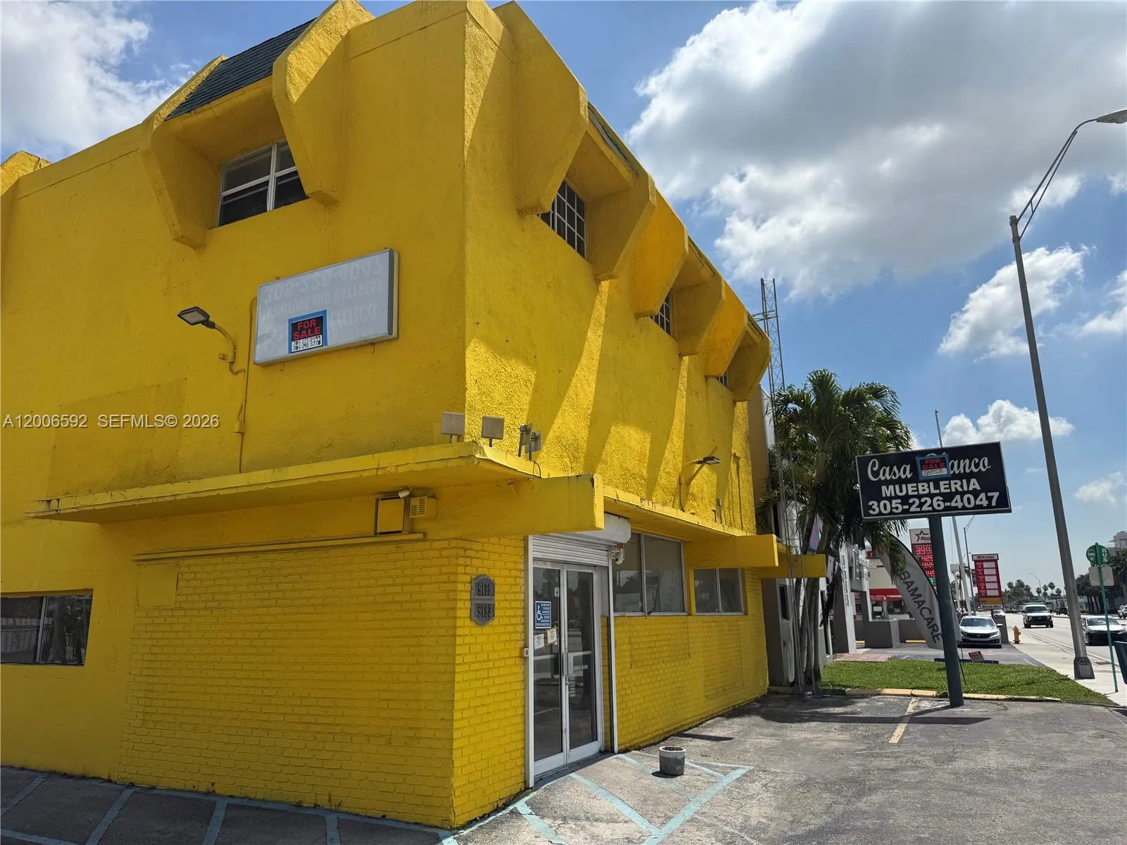 9193 SW 40th St, Miami FL 33165