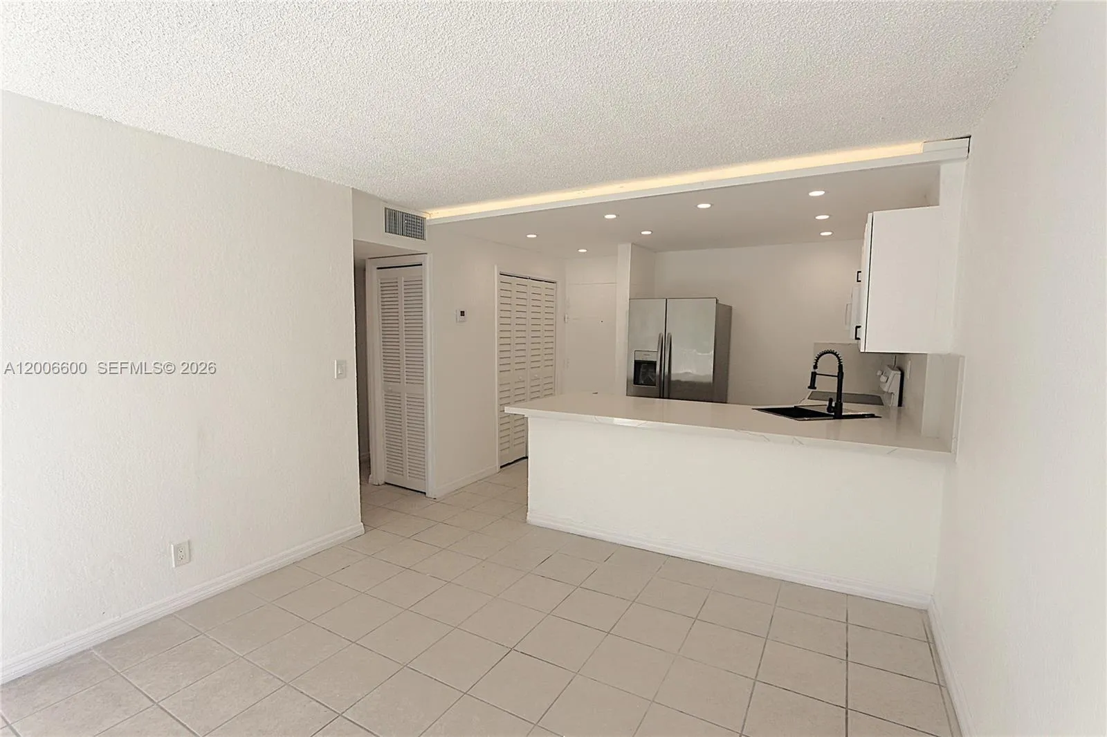 4550 NW 9th St # 305E, Miami FL 33126