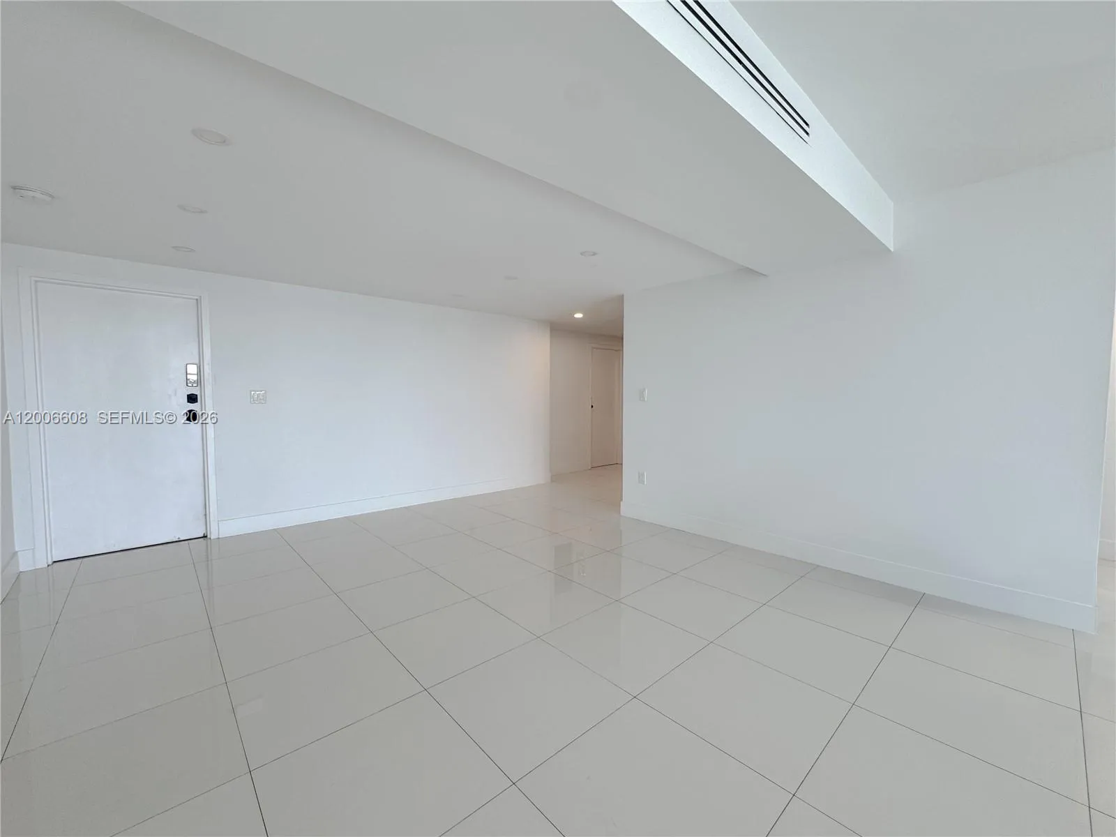 210 Sea View Dr # 403, Key Biscayne FL 33149