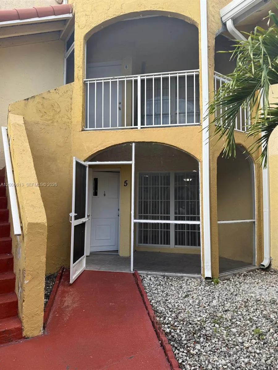 15675 SW 74th Cir Dr # 5, Miami FL 33193