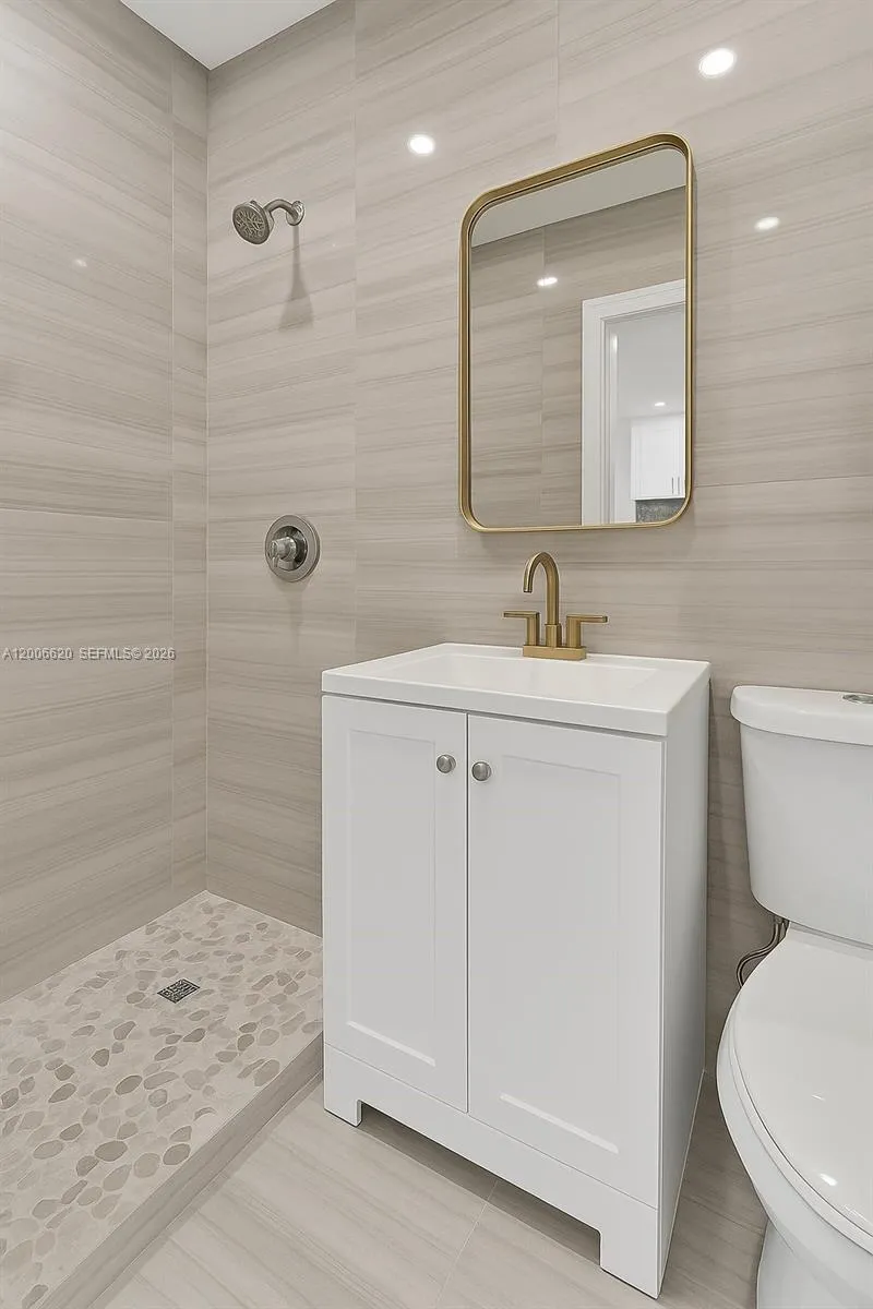 5807 SW 25th St # 0, West Park FL 33023