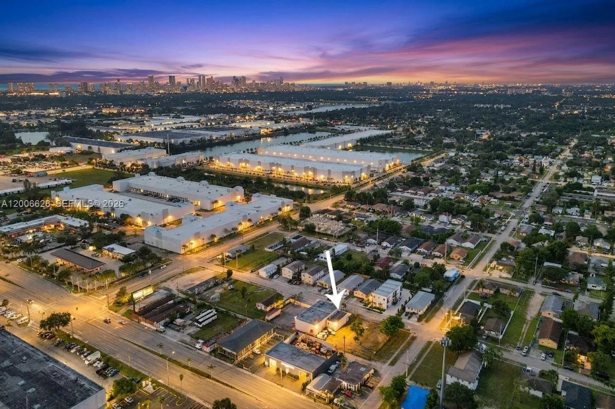 4167 SW 18th St, West Park FL 33023