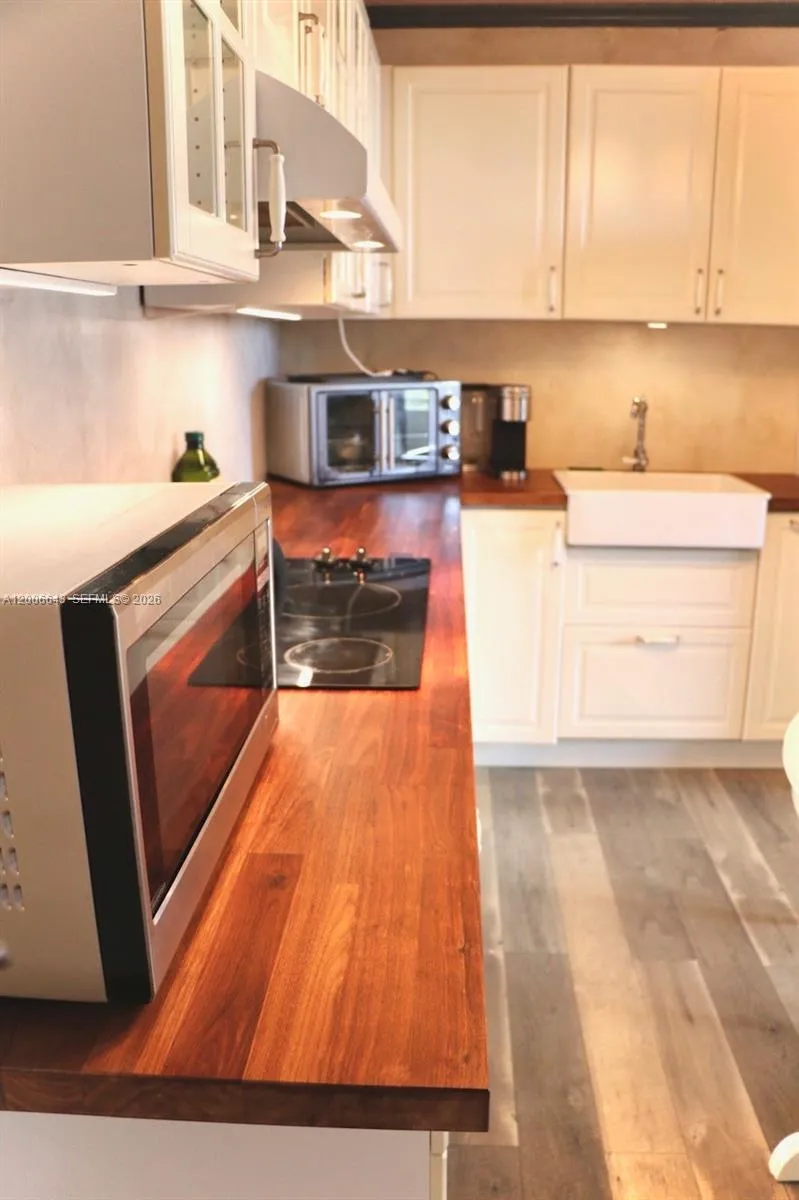 500 Three Islands Blvd # 920, Hallandale Beach FL 33009