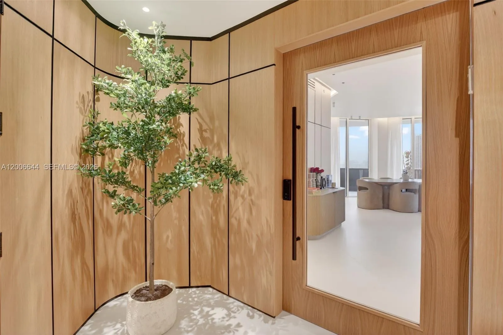 4100 Island Blvd # 904, Aventura FL 33160