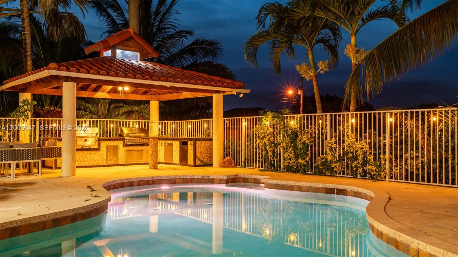 1430 NW 114th Ave, Plantation FL 33323