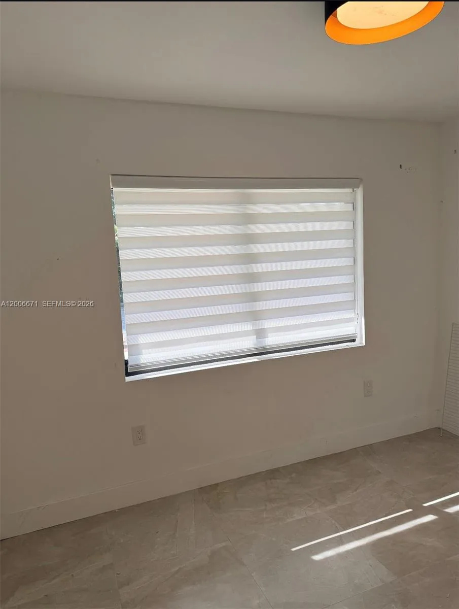 911 79th Ter # B, Miami Beach FL 33141