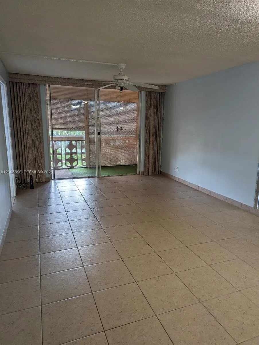 211 NE 8th Ave # 209, Hallandale Beach FL 33009