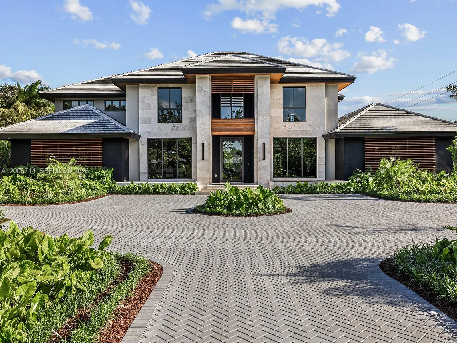 6690 SW 96th St, Pinecrest FL 33156