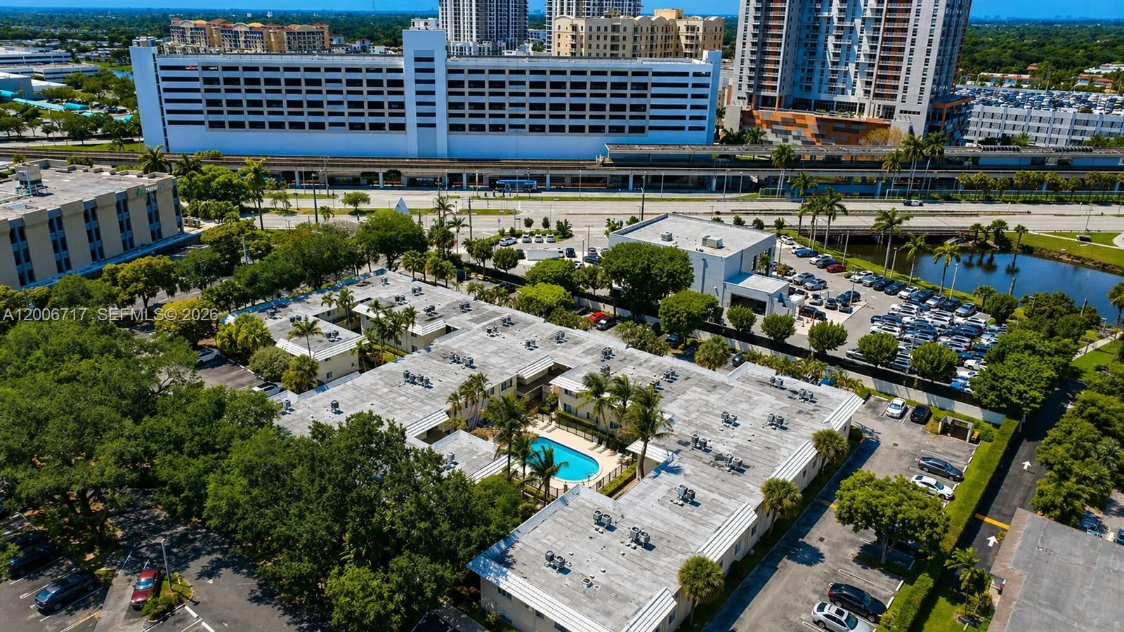 8615 SW 68th Ct # 22, Pinecrest FL 33156