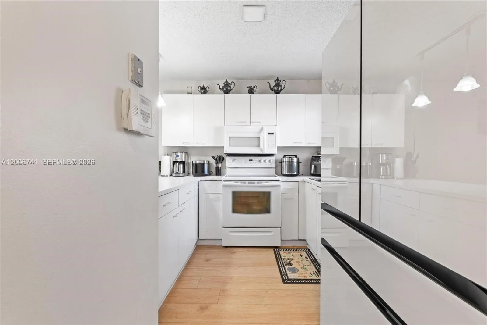 6235 Kendale Lakes Cir # 247, Miami FL 33183