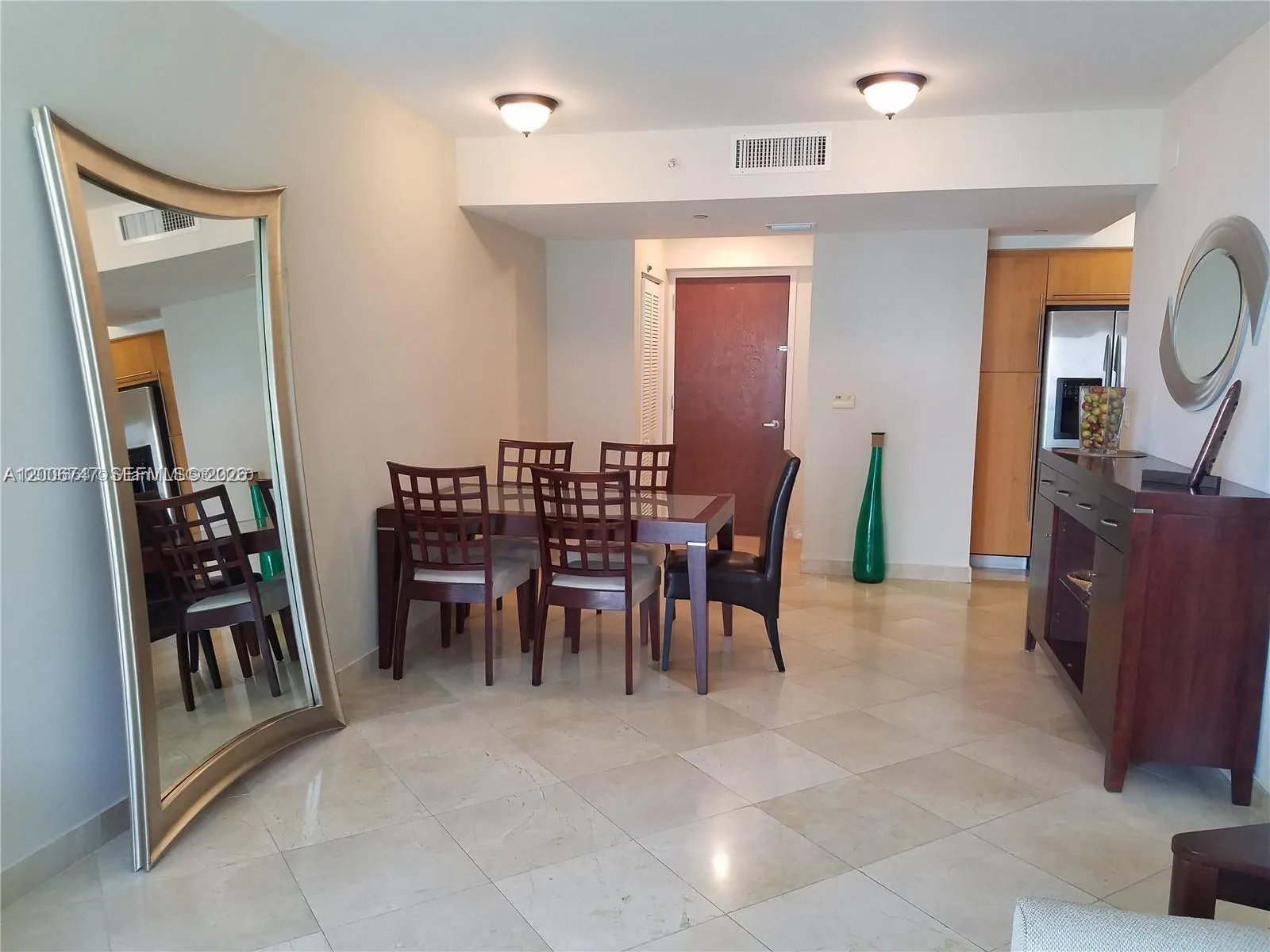 6365 Collins Ave # 910, Miami Beach FL 33141