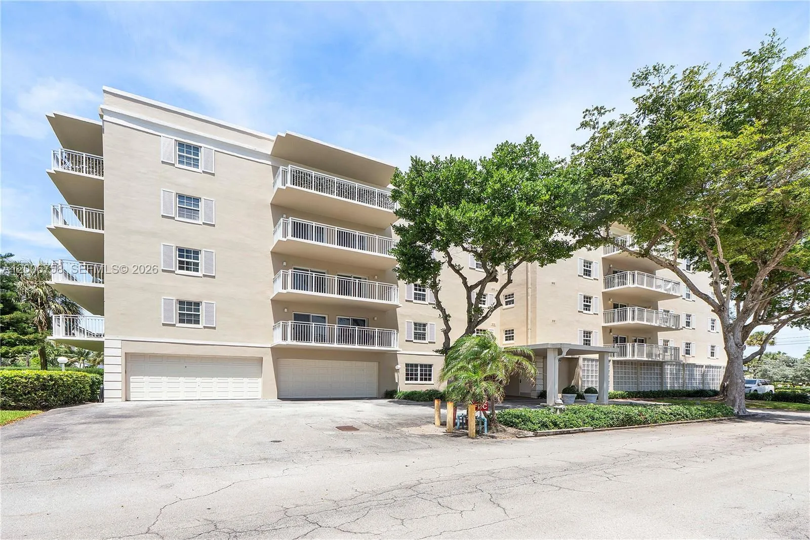 950 De Soto Rd # 3C, Boca Raton FL 33432