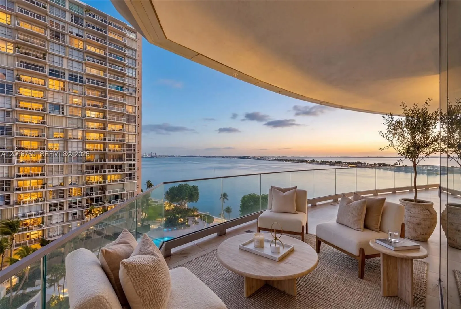 175 SE 25th Rd # 604, Miami FL 33129