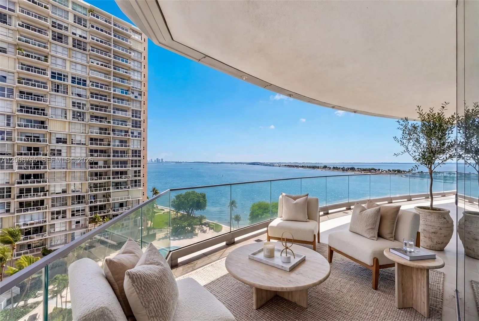 175 SE 25th Rd # 604, Miami FL 33129