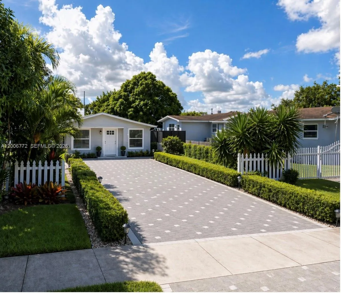 1 bedroom 1 bath for sale at 28 NE 185th Ter, Miami Gardens FL 33179
