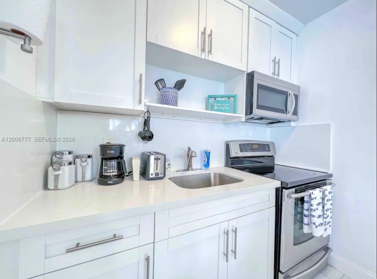 326 Wilson St # 205, Hollywood FL 33019