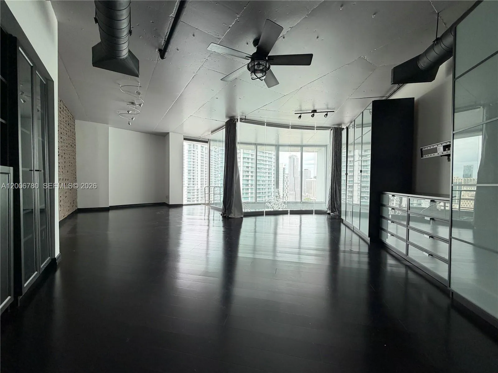 690 SW 1st Ct # 01, Miami FL 33130