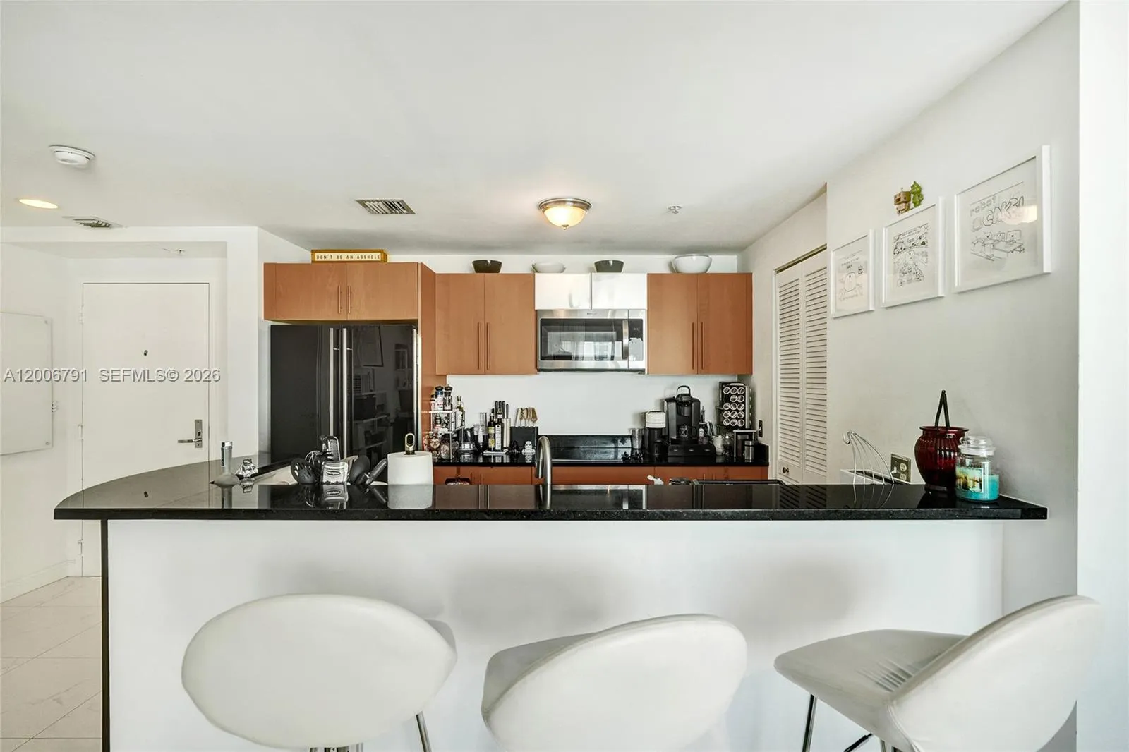 300 S Biscayne Blvd # 3216, Miami FL 33131