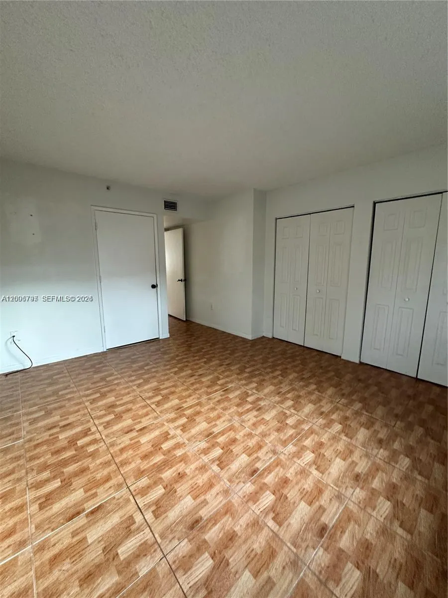 551 NW 82nd Ave # 502, Miami FL 33126