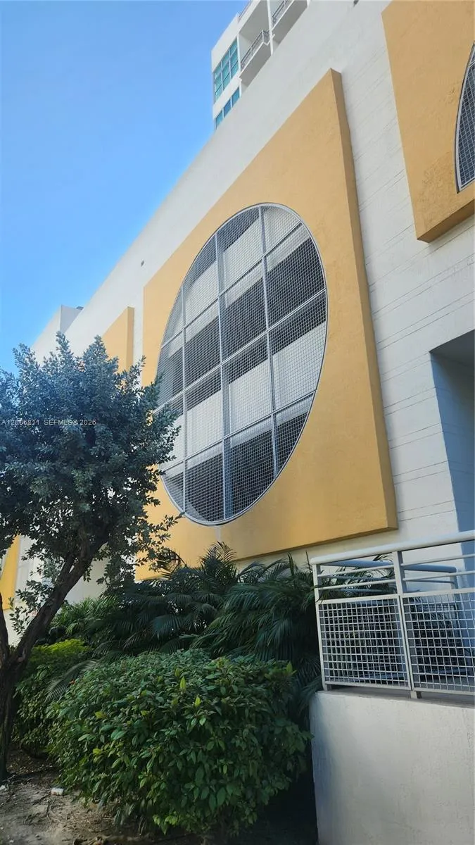 2200 NE 4th Ave # 803, Miami FL 33137